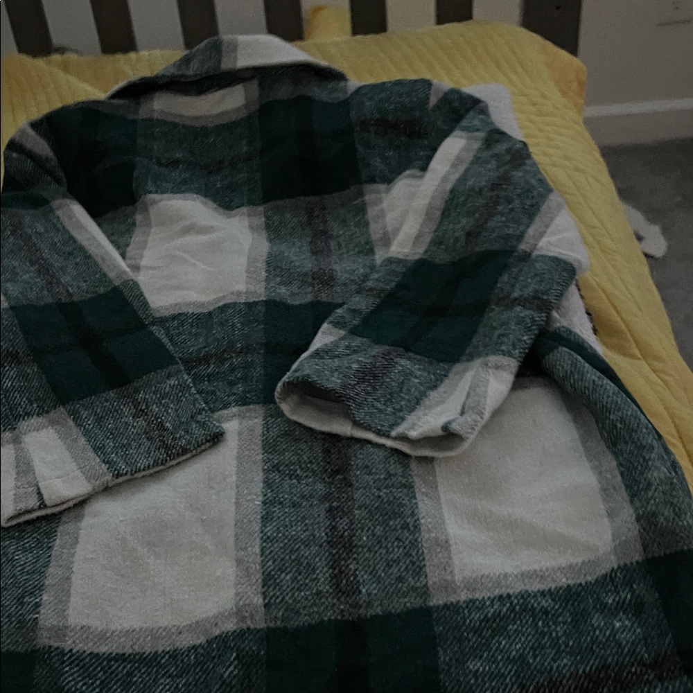 SHEIN Green and White Checkered Jacket - Picture 5 of 6